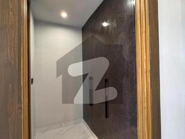 House for sale in Faisalabad, Islamabad Capital Territory