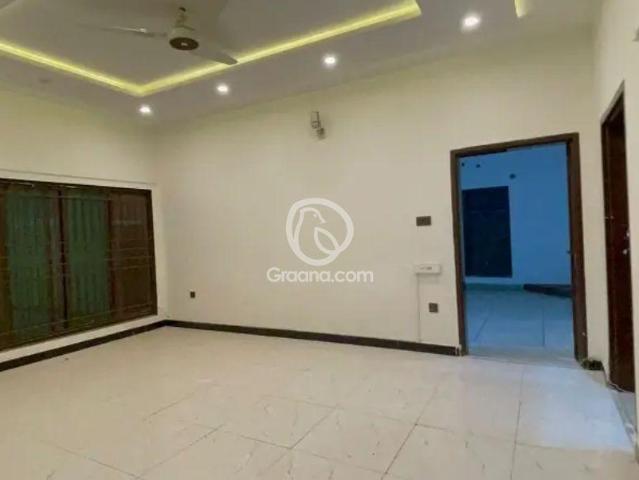 House for sale in Gulshan Abad, Islamabad Capital Territory