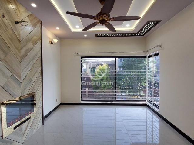 House for sale in Bahria Town Phase 4, Islamabad Capital Territory