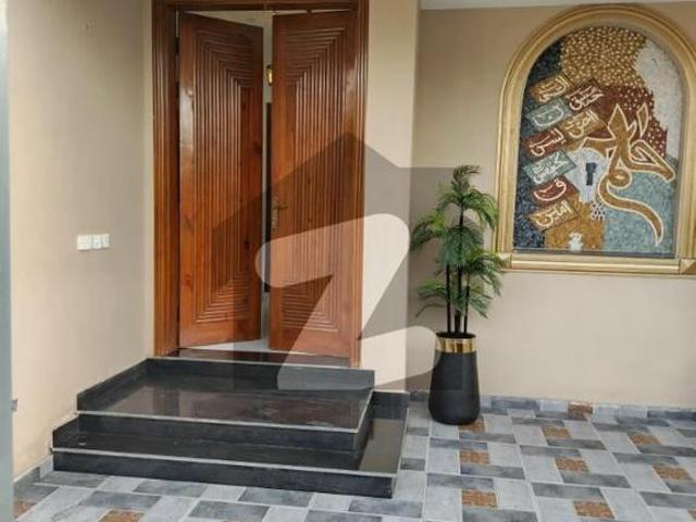 House for sale in Faisalabad, Islamabad Capital Territory