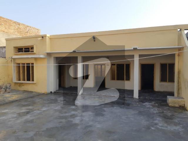 House for sale in Ahmedpur East, Islamabad Capital Territory