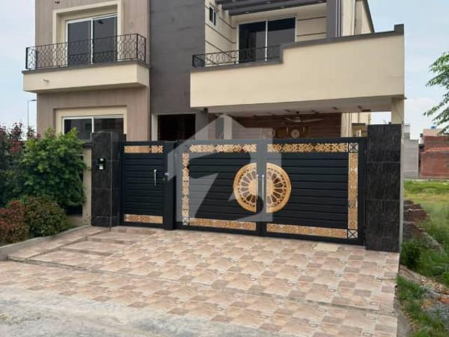 House for sale in Sialkot, Islamabad Capital Territory