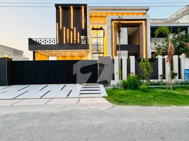House for sale in لاہور, لاہور ڈویژن