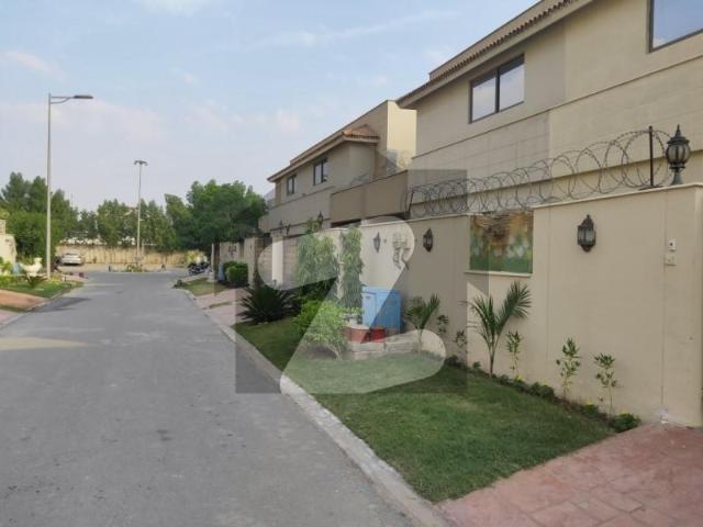 House for sale in Multan, Islamabad Capital Territory
