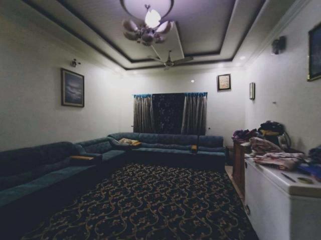 House for sale in Faisalabad, Islamabad Capital Territory