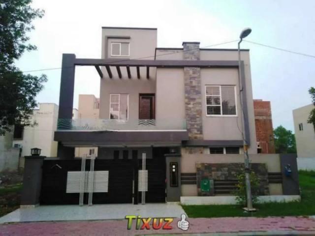 House for sale in Faisalabad, Islamabad Capital Territory
