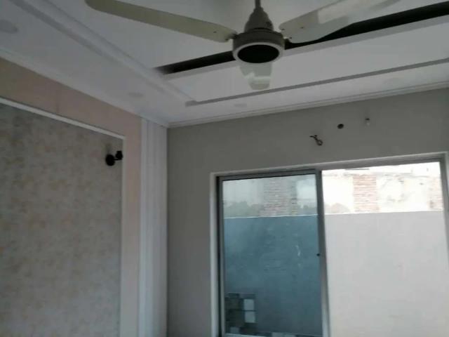 House for sale in Paragon city, پھلر واں