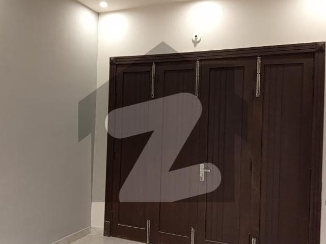 House for sale in Faisalabad, Islamabad Capital Territory