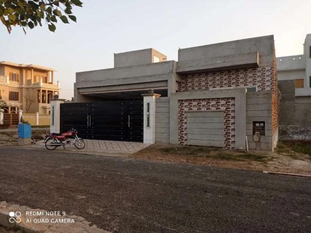 House for sale in Sahiwal, Islamabad Capital Territory