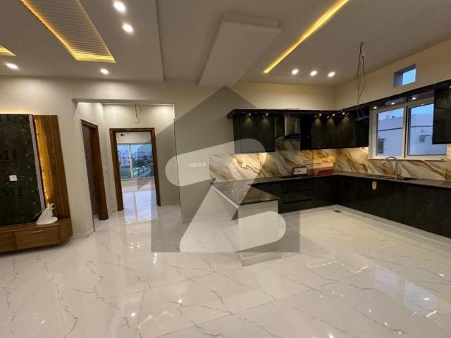 House for sale in Faisalabad, Islamabad Capital Territory