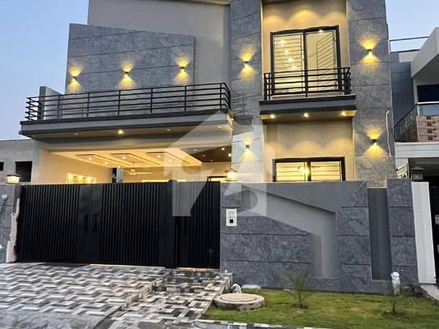 House for sale in گجرات, گجرات ڈویژن