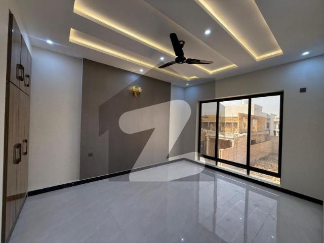 House for sale in Peshawar, North West Frontier Province