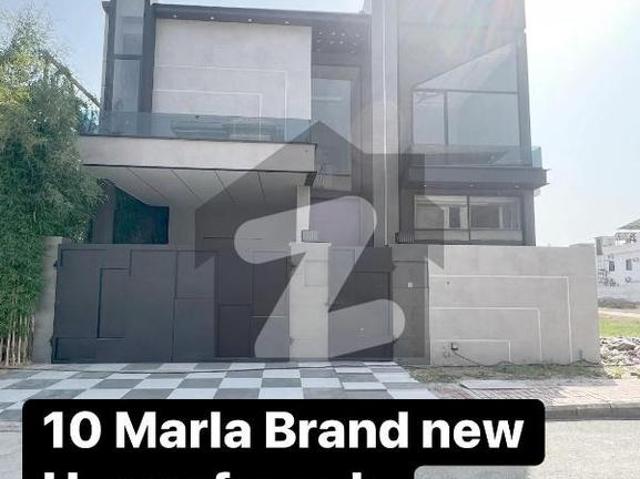 House for sale in Gujrat, Islamabad Capital Territory