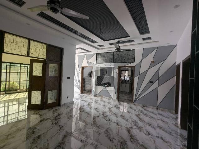 House for sale in لاہور, لاہور ڈویژن