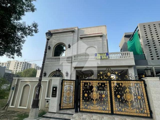 House for sale in لاہور, لاہور ڈویژن