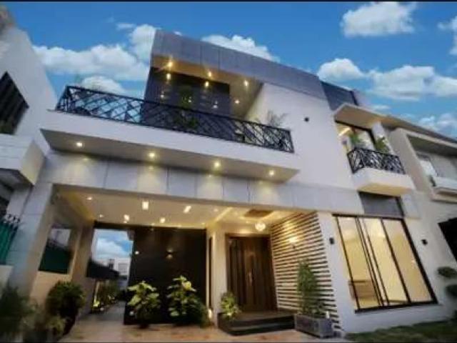 House for sale in لاہور, لاہور ڈویژن