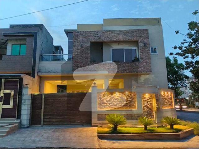 House for sale in Peshawar, North West Frontier Province
