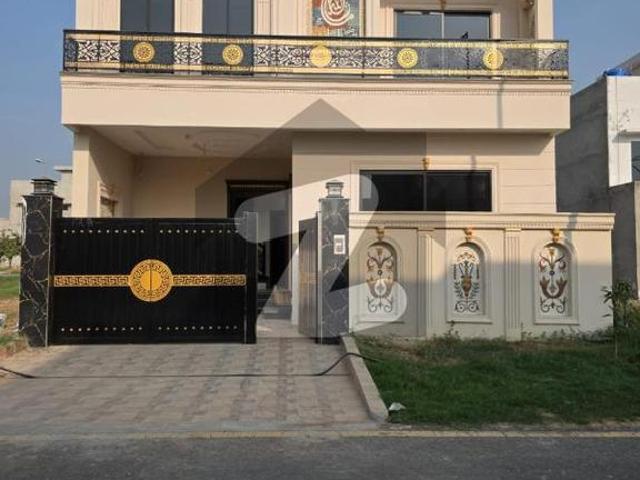 House for sale in تحصیل فیصل آباد شہر, فیصل آباد ڈویژن