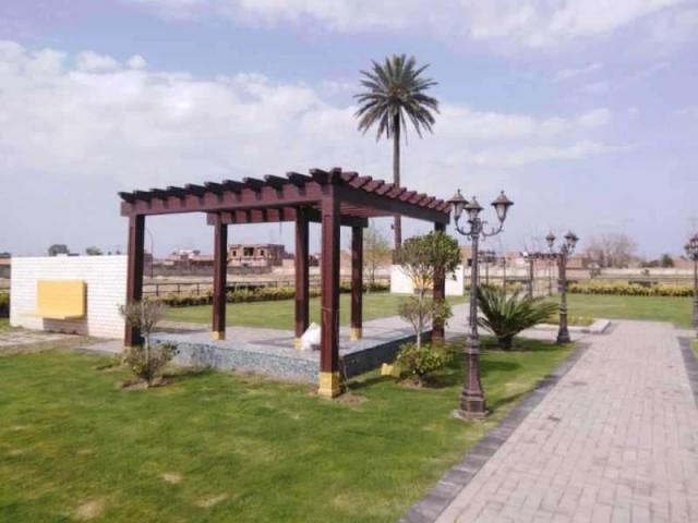 Land for sale in Faisalabad, Islamabad Capital Territory