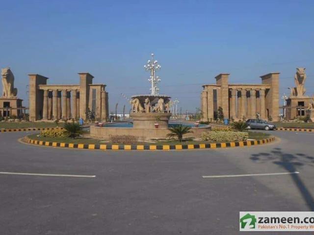 Land for sale in Faisalabad, Islamabad Capital Territory