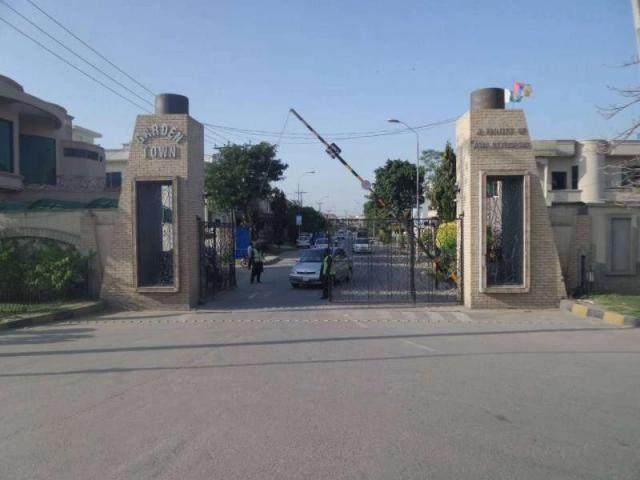 Land for sale in Gujranwala, Islamabad Capital Territory