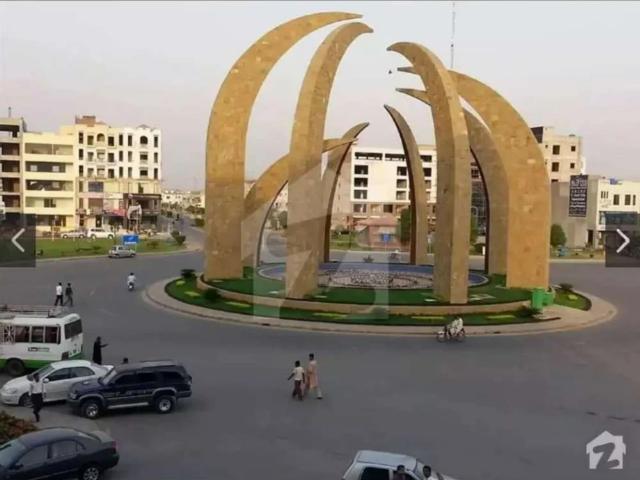 Land for sale in بحریہ ٹاؤن‬‎, جگھیاں