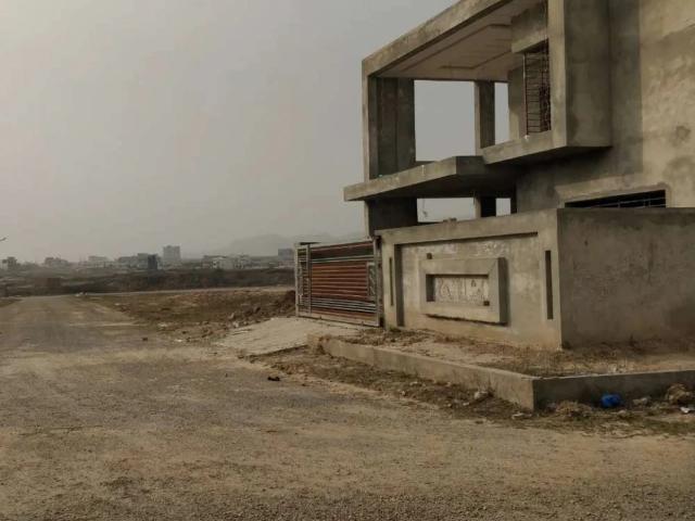 Land for sale in Islamabad