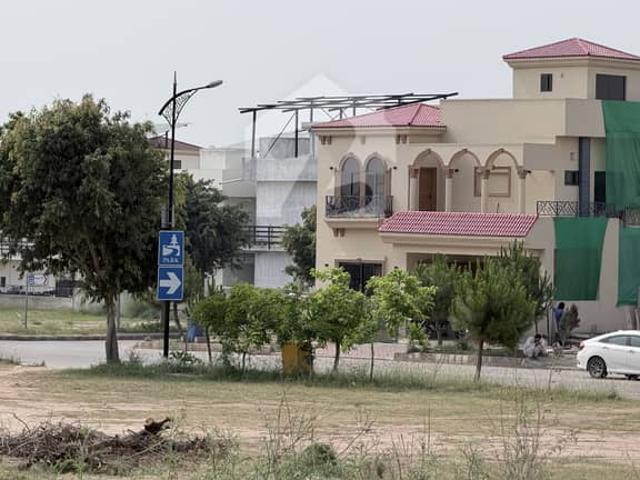 Property for sale in Islamabad