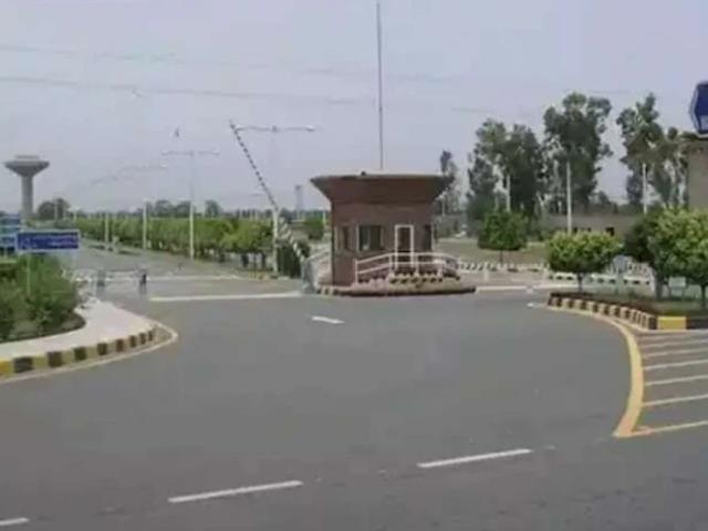 Land for sale in Faisalabad, Islamabad Capital Territory