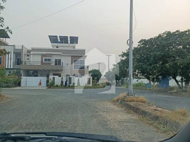 Property for sale in Faisalabad, Islamabad Capital Territory