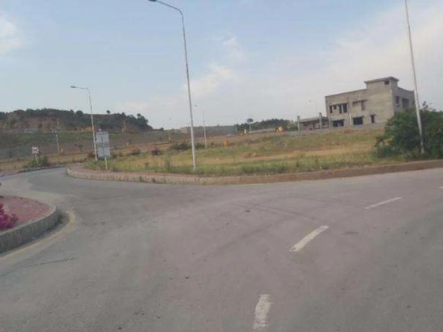 Land for sale in Islamabad