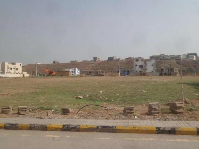 Land for sale in Islamabad