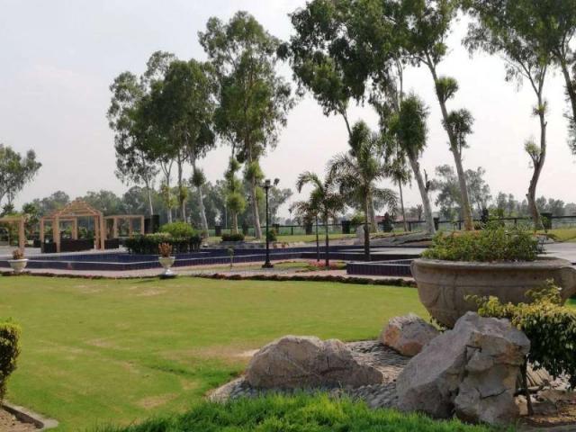Land for sale in Gujranwala, Islamabad Capital Territory