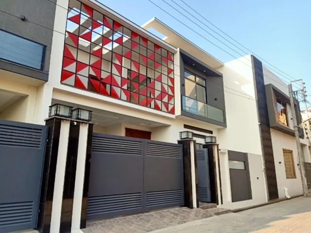 House for sale in Gujrat, Islamabad Capital Territory