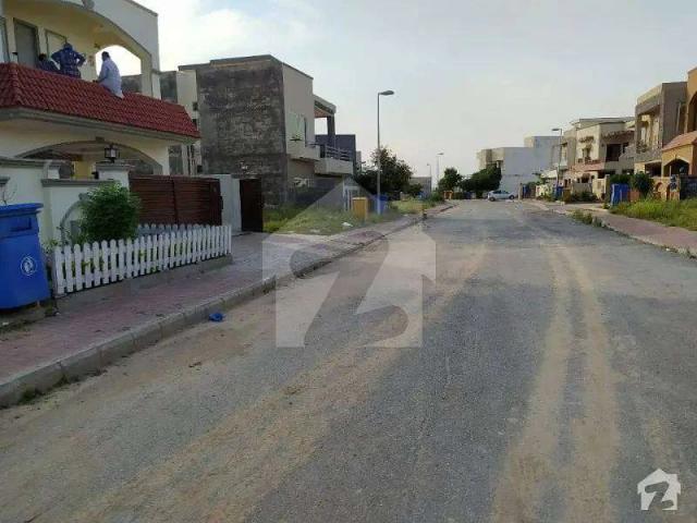 Land for sale in ٹھلیاں, راولپنڈی ڈویژن