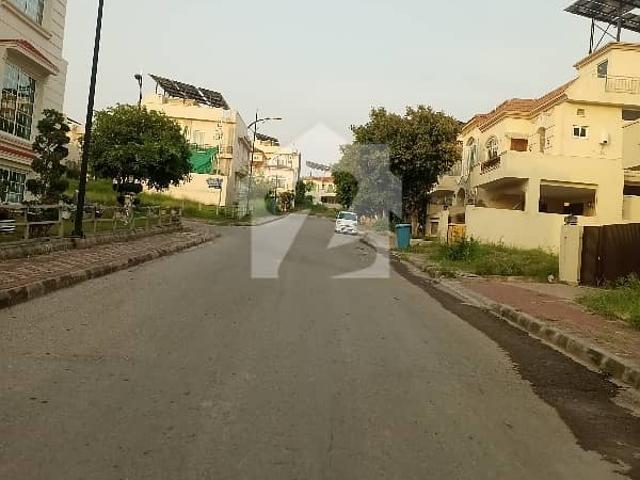 Property for sale in Islamabad
