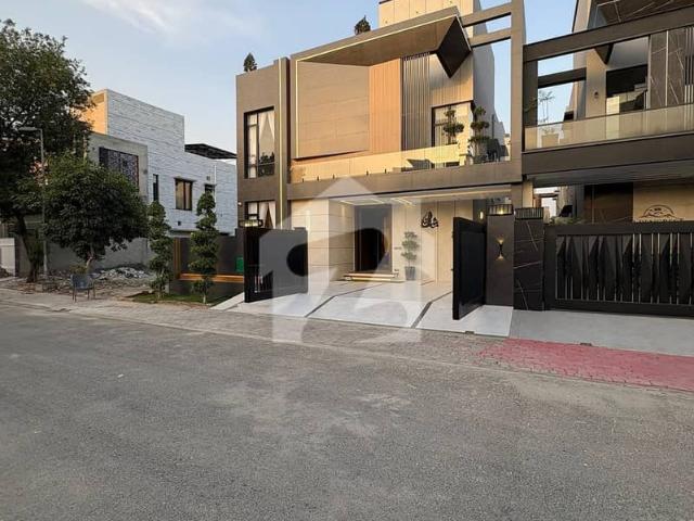 House for sale in لاہور, لاہور ڈویژن