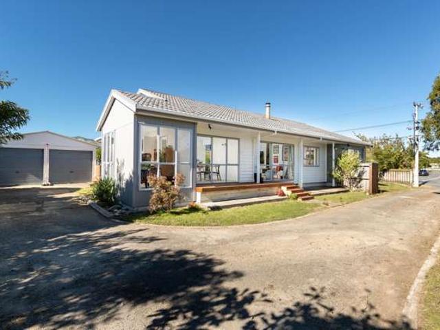 House for sale in Waikanae, Wellington
