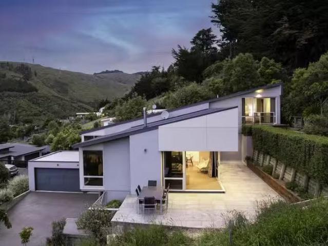 House for sale in Chaslands, Canterbury