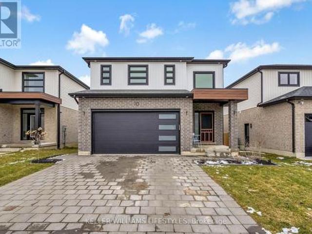 House for sale in Strathroy-caradoc, Ontario