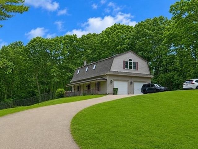 House for sale in North Brookfield, Massachusetts