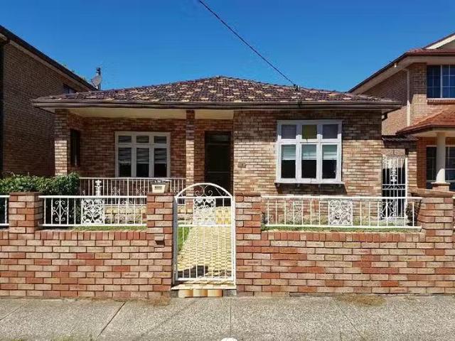 House for rent in Burwood