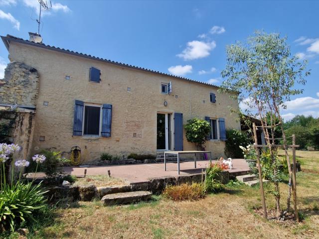 Maison vente à Résidence du Château d'eau, Sauveterre-de-Guyenne
