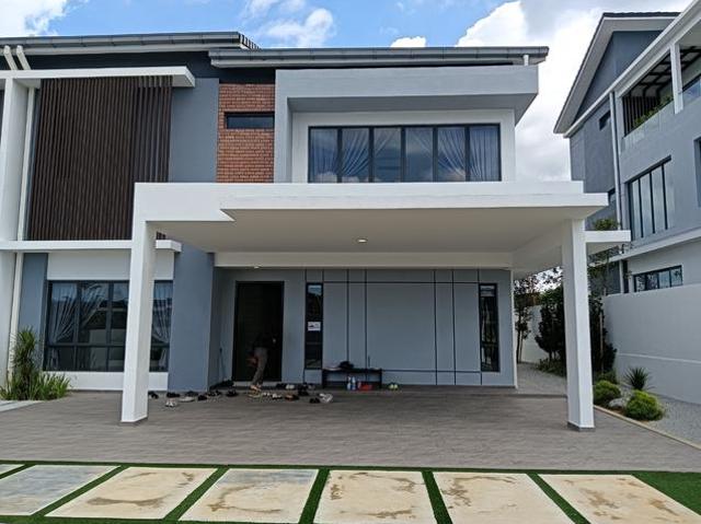 Residential House for sale in Malaka