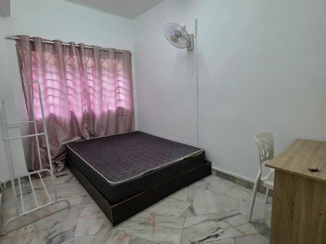 House for rent in Petaling, Alam Impian