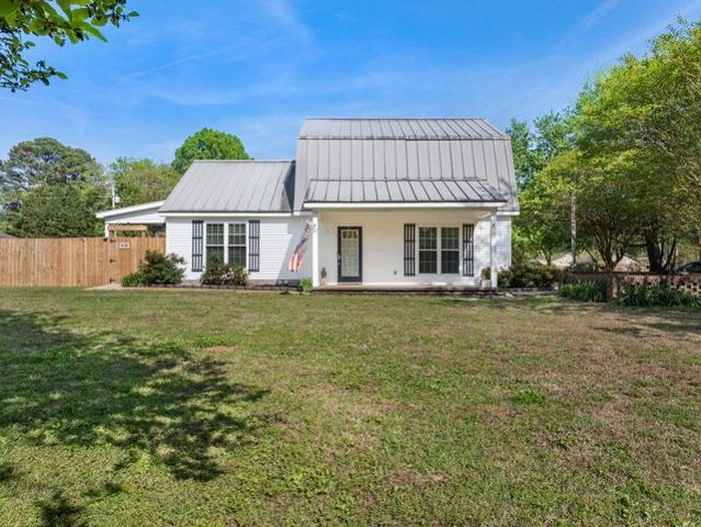 House for sale in Killen, Alabama