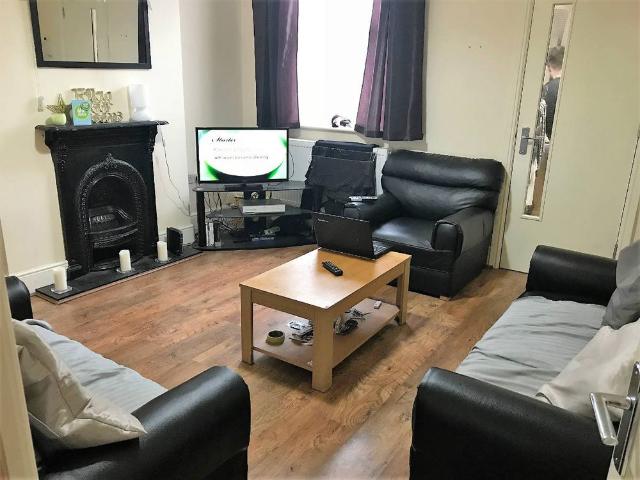 Room for rent in Winson Green, Isle Of Man