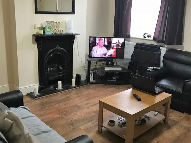 Room for rent in Winson Green, Isle Of Man