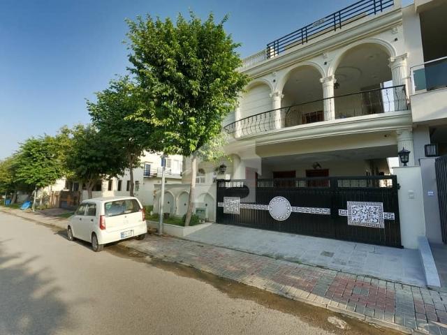 House for sale in اسلام آباد, زون 1