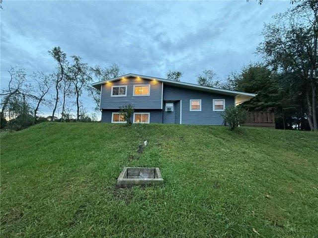 House for sale in Vanderbilt, Fayette County